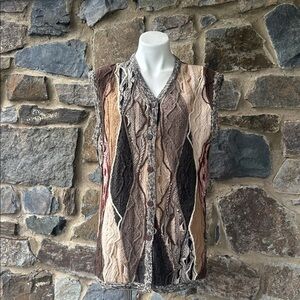Vintage Aklanda Coogi style pure wool Australian sweater vest size Large